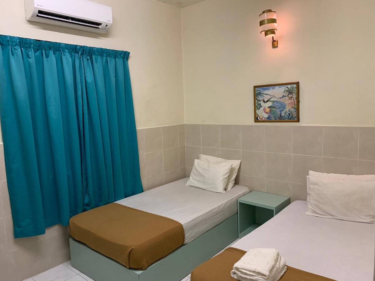 Fairway Hotel Malacca Exterior photo